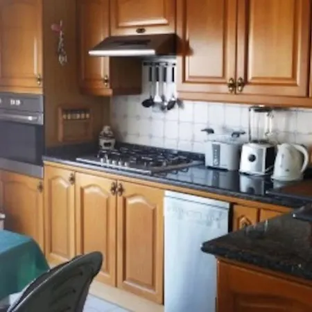 Gemuetliches Altstadthaus Am Kirchplatz In Daire Calp