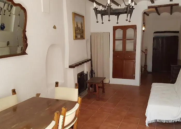 Gemütliches Altstadthaus Am Kirchplatz In Apartamento Calpe